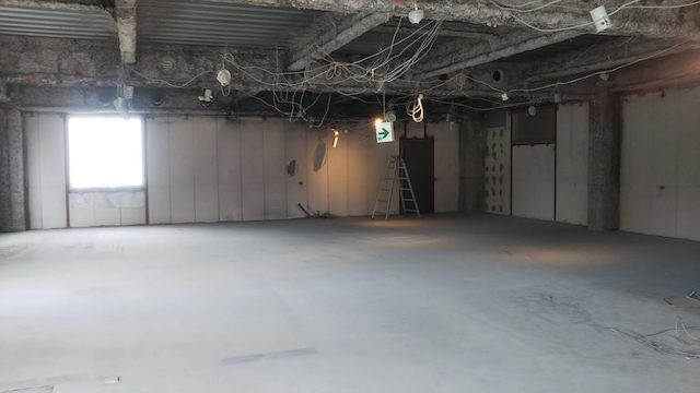 水戸駅ビル屋上飲食店舗の原状回復工事で64%超の削減成功